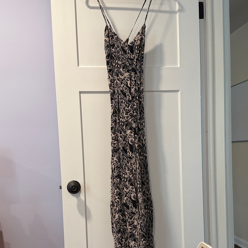 Dress Forum Black And White Flowy Jumpsuit